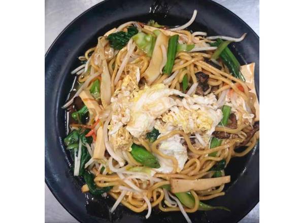 Vegetarian rice noodles 素炒面